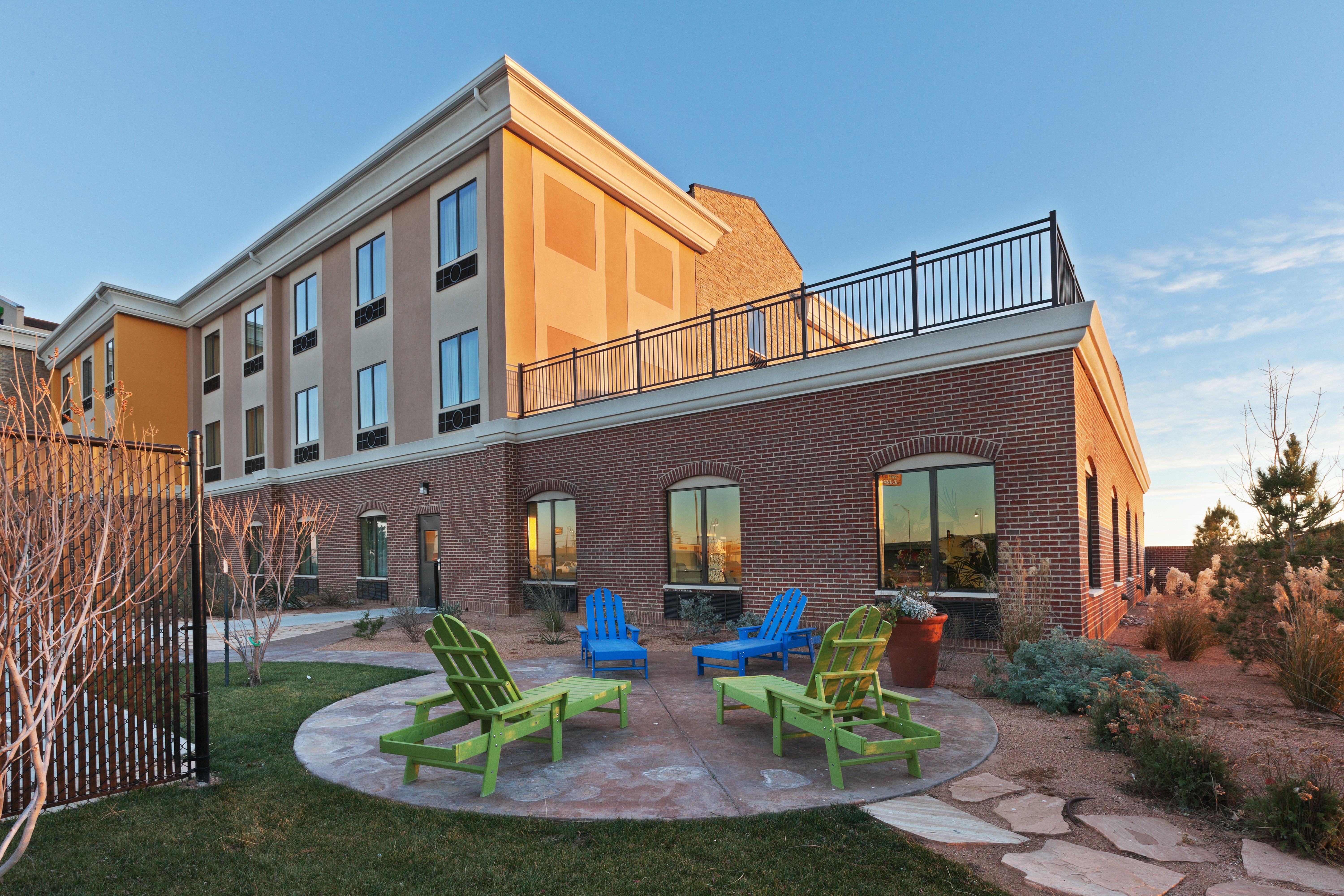 Holiday Inn Express & Suites Lubbock Southwest - Wolfforth By Ihg Exterior photo